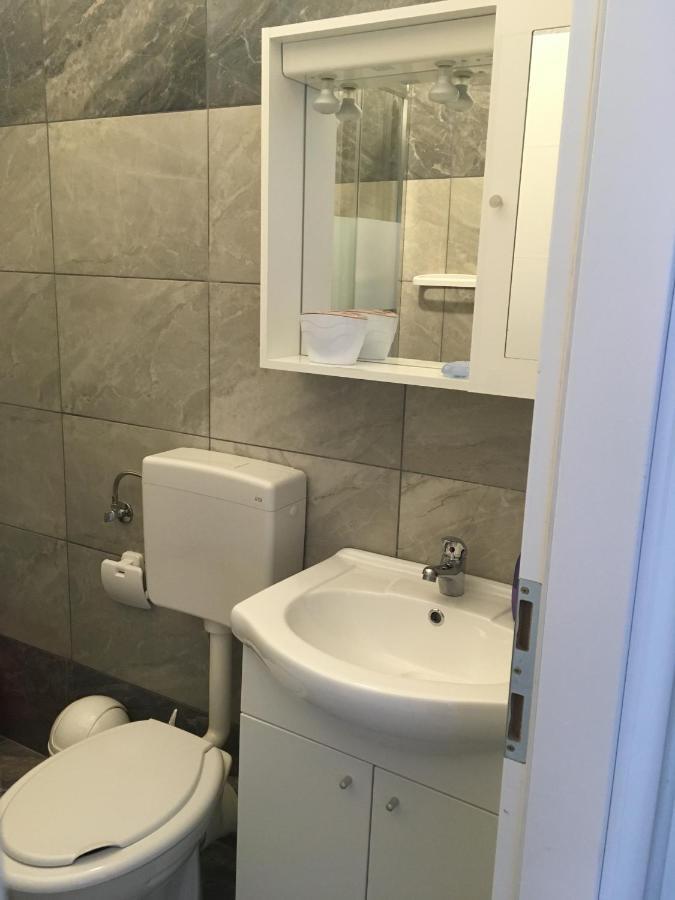 Centar Oaza Appartement Zagreb Buitenkant foto
