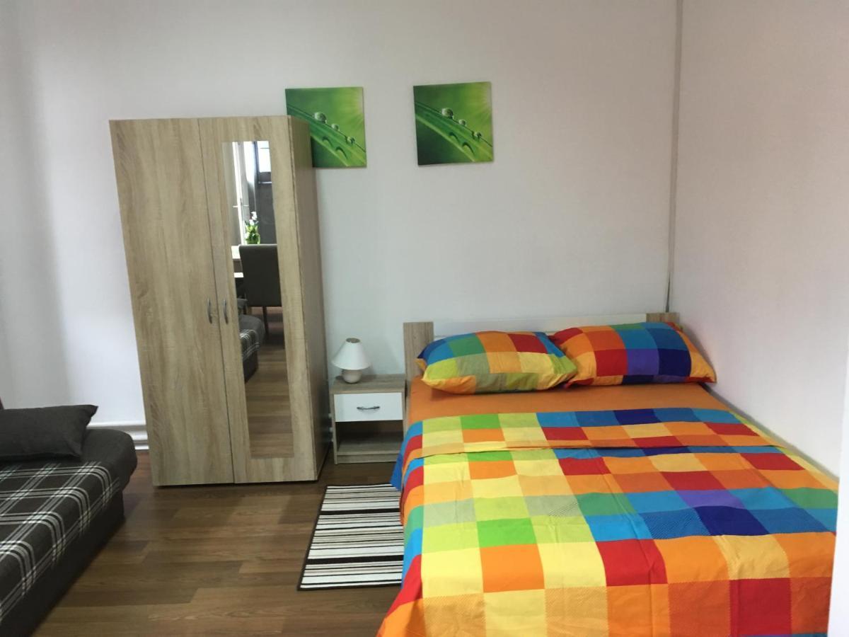 Centar Oaza Appartement Zagreb Buitenkant foto