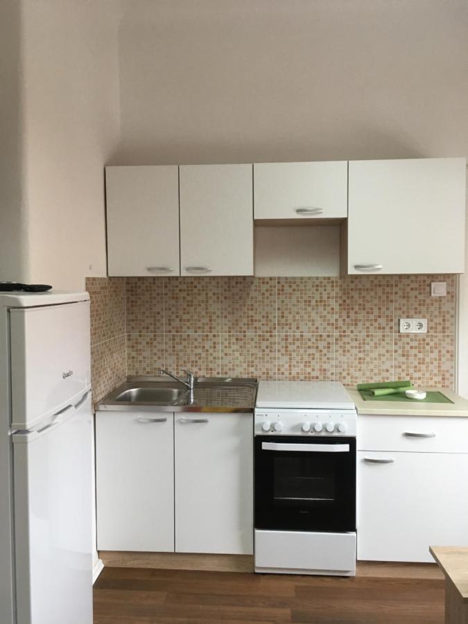 Centar Oaza Appartement Zagreb Buitenkant foto